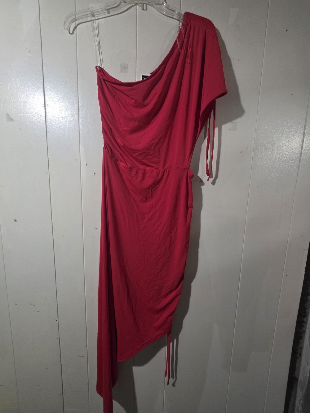 Celeb Red Solid One-Shoulder Sleeveless Asymmetric Dress Size LARGE W/Side Hole